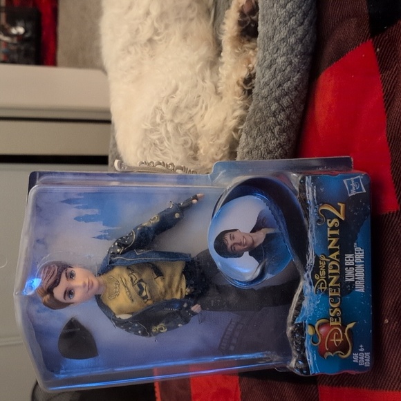 Disney Descendants 2 - Picture 2 of 8